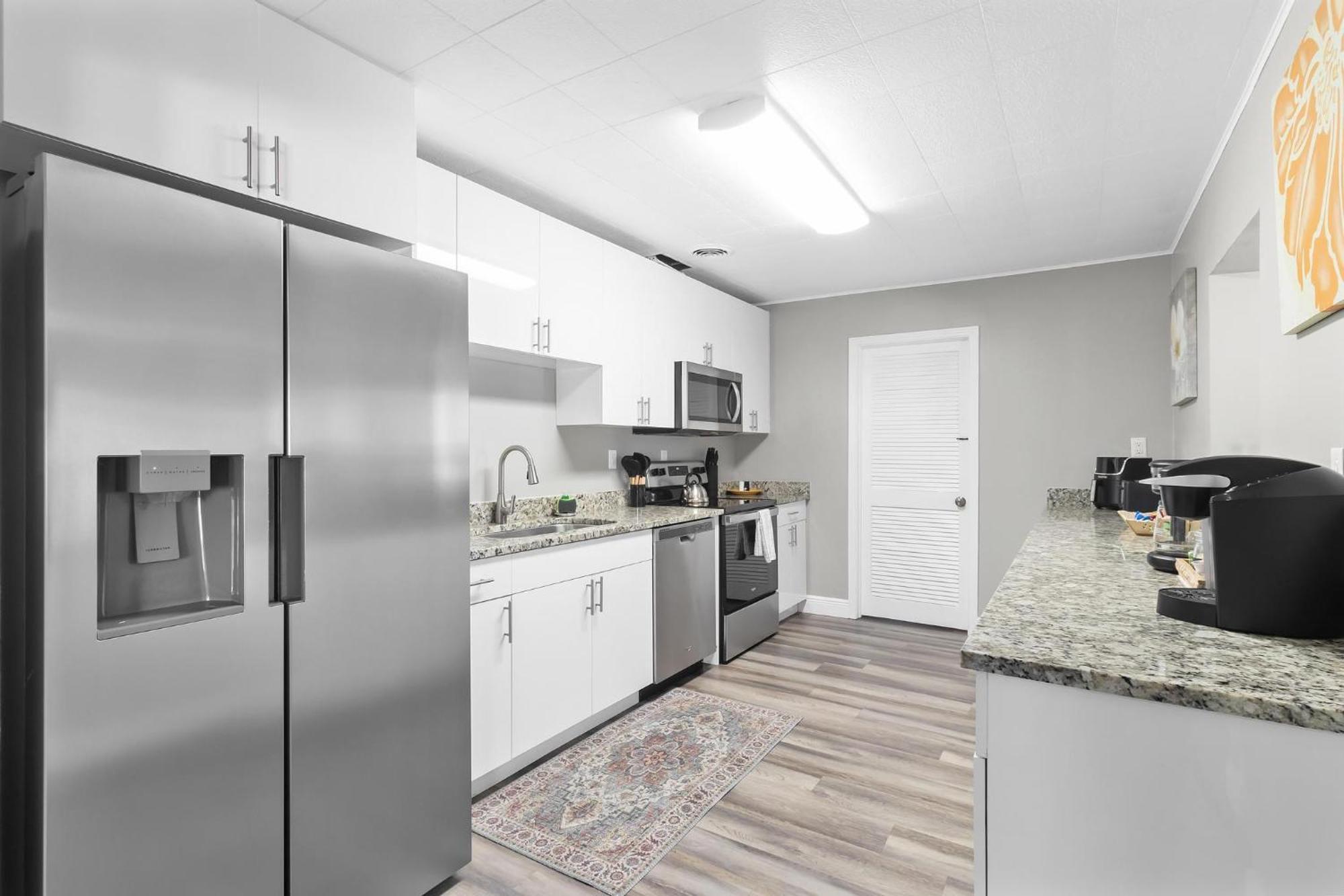 Relaxing Pool Home For Family Getaway Close To Tampa Zoo, Busch Gardens, Restaurants And Shopping! Exterior foto